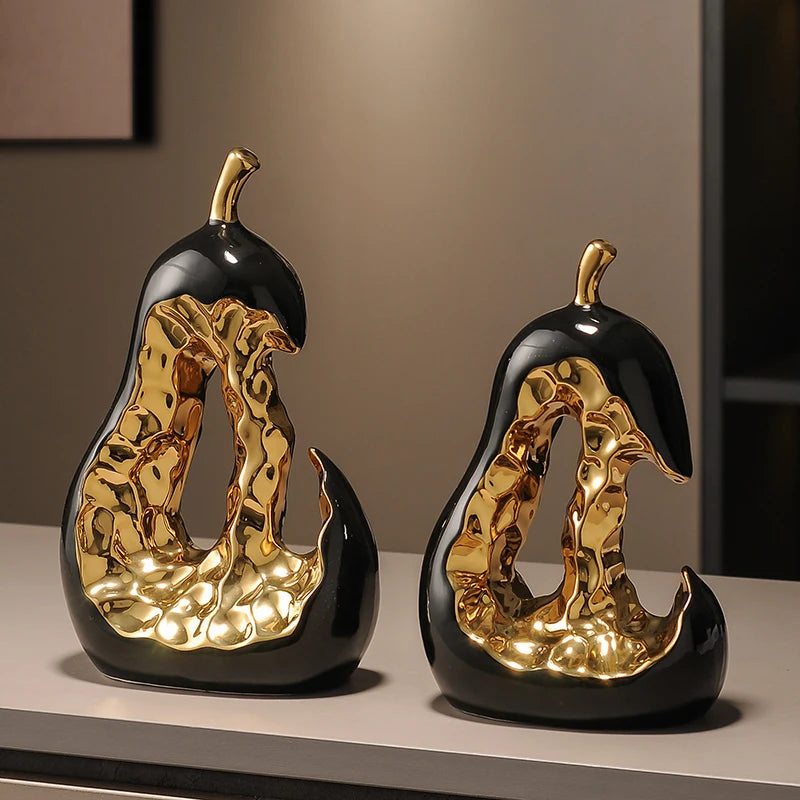 Ceramic Handicraft Golden Pear Abstract Hollow Pear Artificial Fruit Sculpture Decorative Figurines Home Decoration Accessories