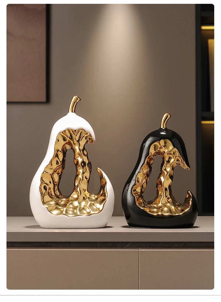 Ceramic Handicraft Golden Pear Abstract Hollow Pear Artificial Fruit Sculpture Decorative Figurines Home Decoration Accessories